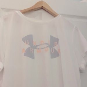 Under Armour Heat Gear top!